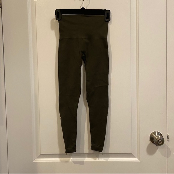 Spanx Side Zip Seamless Leggings - Picture 6 of 7